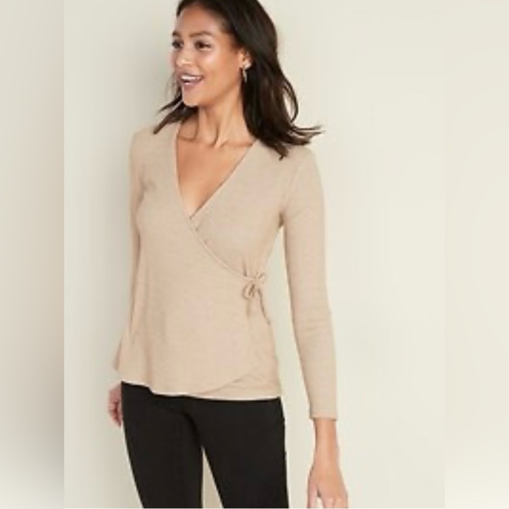 🌸 3/$30 Old Navy Wrap Front Rib Knit Cozy Tie Front Top